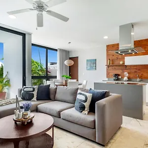 https://apt-tourist-luxury-dowtown.quintano-roohotels.com